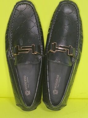 Men’s Black Leather Slip-On Loafers with Gold Accent